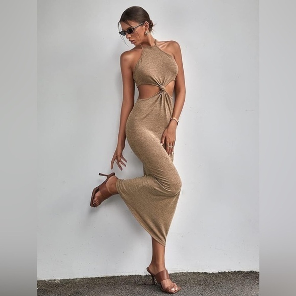 Cut Out‎ Tie Back Halter Dress